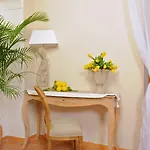 Maison Liparlati Hotel 2*