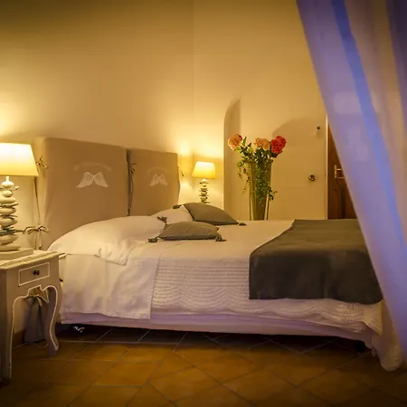 Szálloda Maison Liparlati