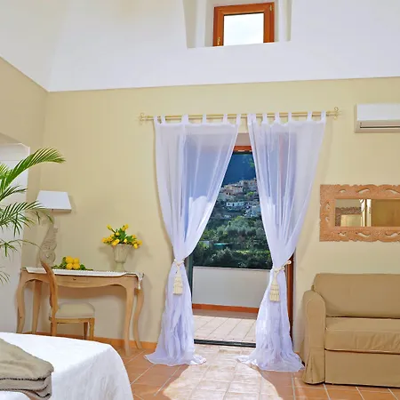 Szálloda Maison Liparlati Positano